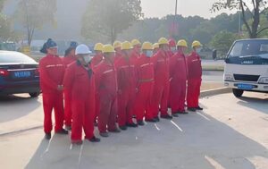 Professional project planning and safety setup for the Taixing DN400 pipeline relocation, showcasing our commitment to zero-incident hot tapping and plugging services.